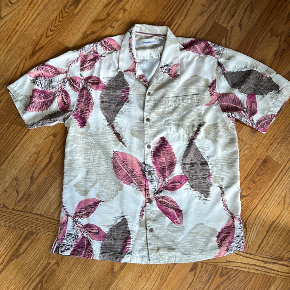 Men’s Tommy Bahama silk shirt
